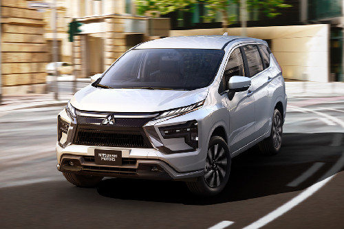 Front Side View Mitsubishi Xpander Front Side View