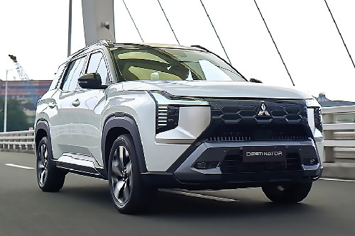 Mitsubishi Destinator Front Medium View