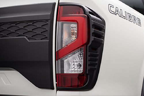 Navara Tail light