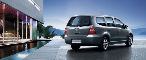 Grand Livina Rear angle view