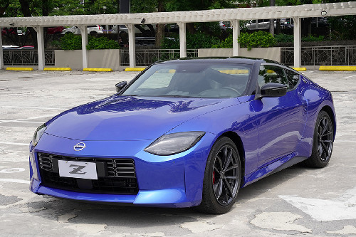 Nissan Z Front Side View