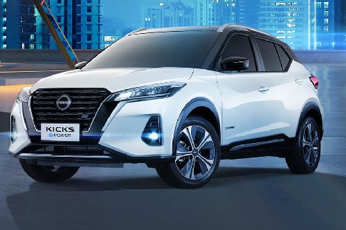 Kicks e-POWER Front deep low Angle View