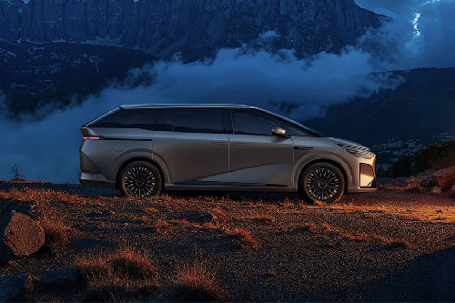 X9 Medium Angle Front View