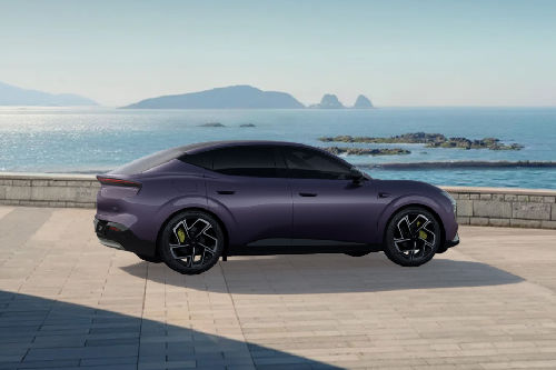 L03 Rear Medium Side View