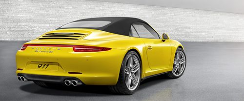 911 Carrera 4S Cabriolet Rear angle view