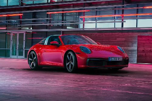 Porsche 911 Front Cross Side View