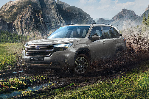 Subaru Forester e-Boxer Hybrid Front Side View