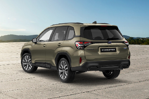 Rear Cross Side View of Subaru Forester e-Boxer Hybrid
