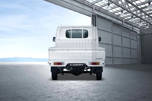Full Rear View of Suzuki Carry