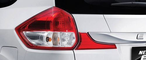 Ertiga (2011-2015) Tail light