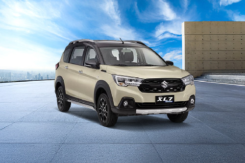 Suzuki XL7 Hybrid Front Medium View