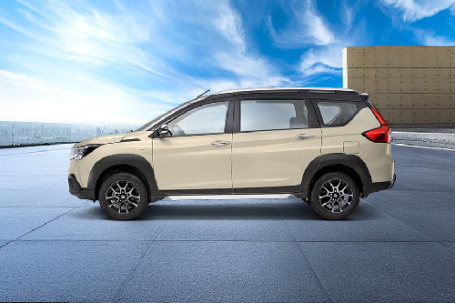 XL7 Hybrid Side view