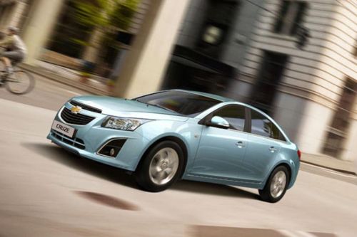 Cruze Front deep low Angle View