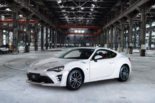 Toyota 86 Front Side View