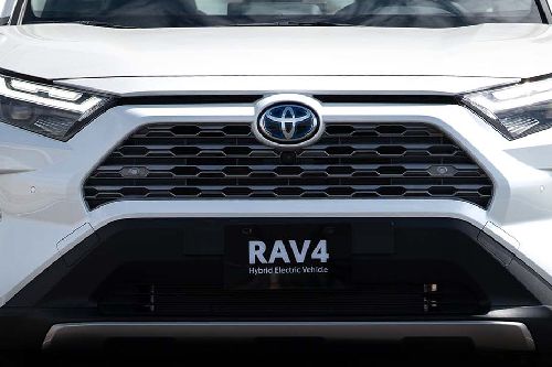 RAV4 Grille View