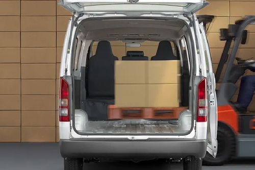 Trunk Open Closer View of Hiace