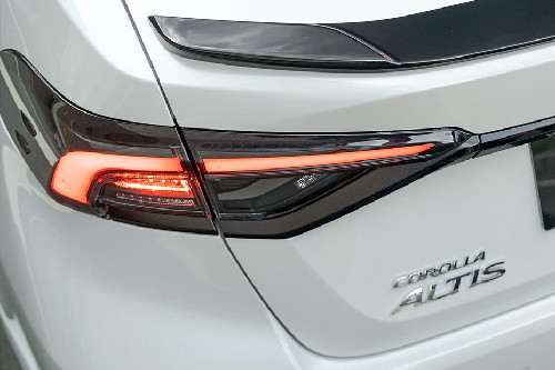 Corolla Altis Tail light