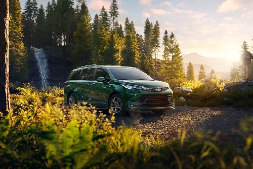 Toyota Sienna Front Cross Side View