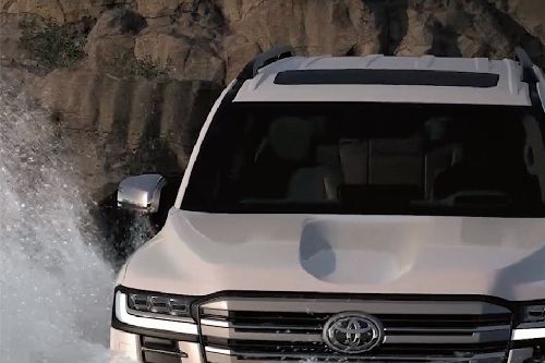 Toyota Land Cruiser LC300 Drivers Side Mirror Front Angle