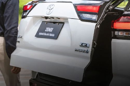 Trunk Open Closer View of Zenix