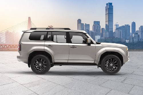 Land Cruiser Prado Medium Angle Front View