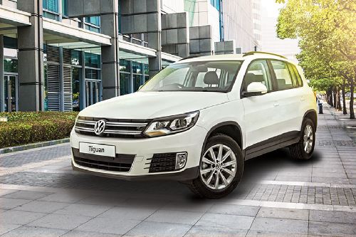 Volkswagen Tiguan Front Side View