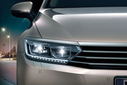 Passat Headlight