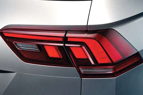 Tiguan (2017-2018) Tail light