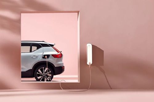 Gas Cap Open of XC40