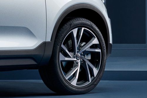 XC40 Wheel