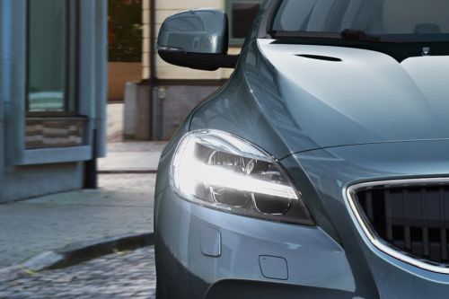 V40 Headlight