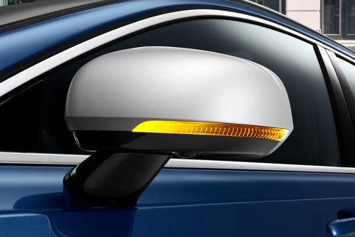 Volvo XC90 Drivers Side Mirror Front Angle