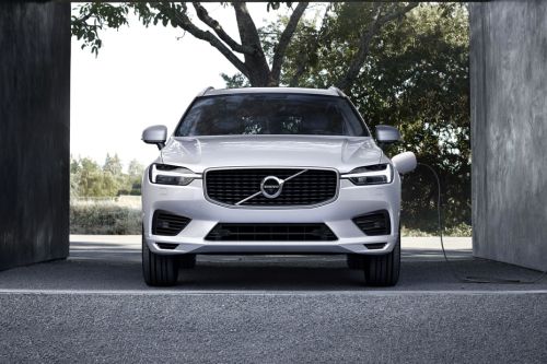 Full Front View of XC60
