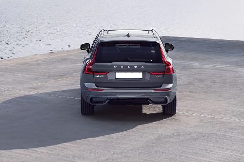 Full Rear View of Volvo XC60