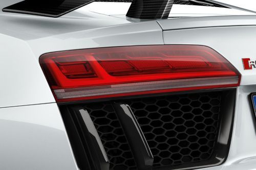 R8 Coupe Tail light