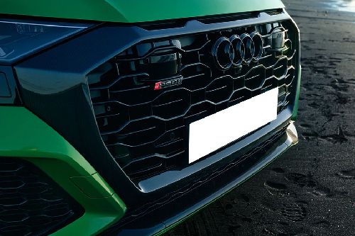RS Q8 Grille View