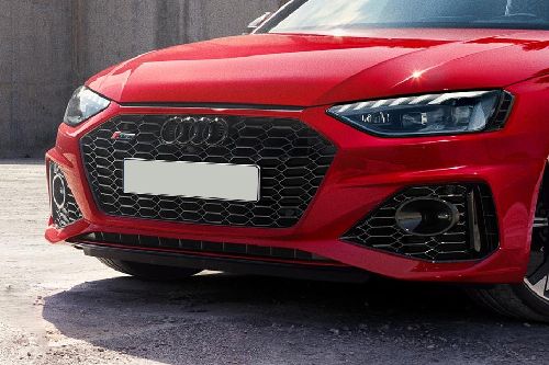 RS 4 Avant Grille View