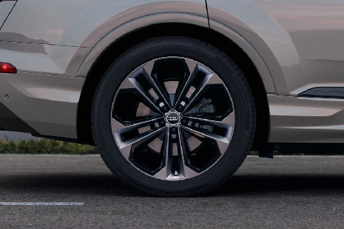 Q7 Wheel