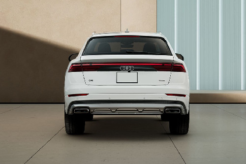 Full Rear View of Audi Q8
