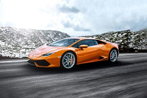 Huracan Front angle low view