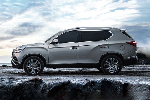 Rexton Side view