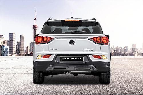 Full Rear View of Ssangyong Korando