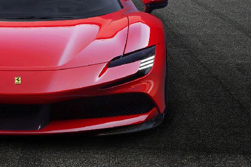 SF90 Stradale Headlight