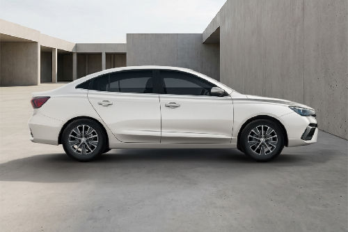 MG 5 Prestige Front Side View