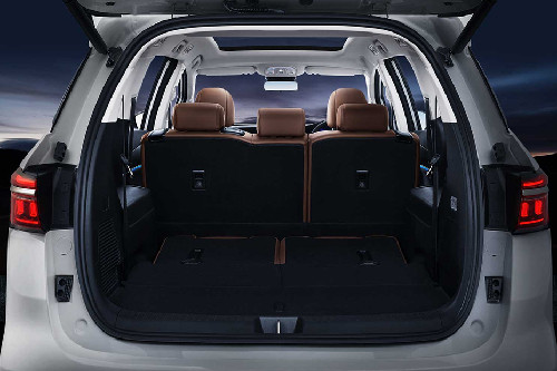 Trunk Open Closer View of eMAX 7