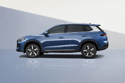 Sealion 5 DM-i Side view