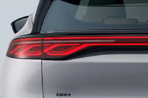 Tang DM-i Tail light