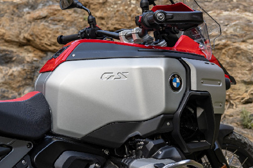 BMW R 1300 GS Adventure Fuel Tank View