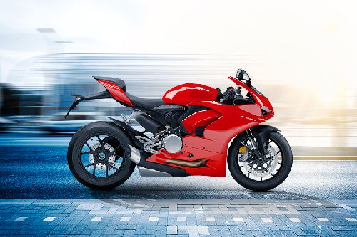 Ducati Panigale V2 Right Side Viewfull Image
