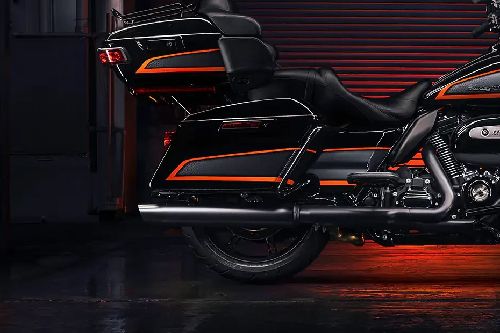 Harley-Davidson Road Glide Exhaust View